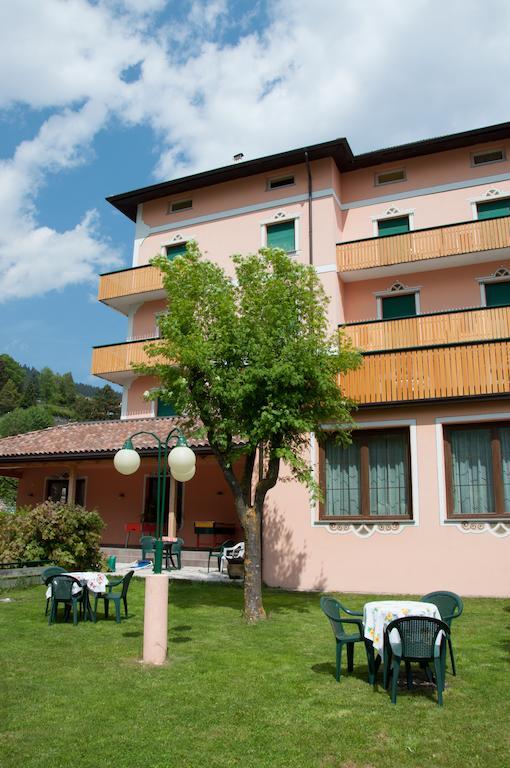 Albergo Italia 莫尔韦诺 外观 照片